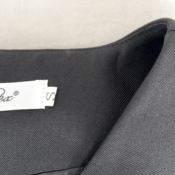 ❌SOLD❌ Button Vest Top - Picture 5 of 5